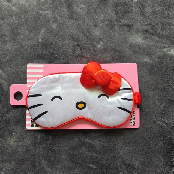 New Sanrio Hello Kitty Girls Pink / red / white Plush Sleeping Mask - Picture 5 of 9